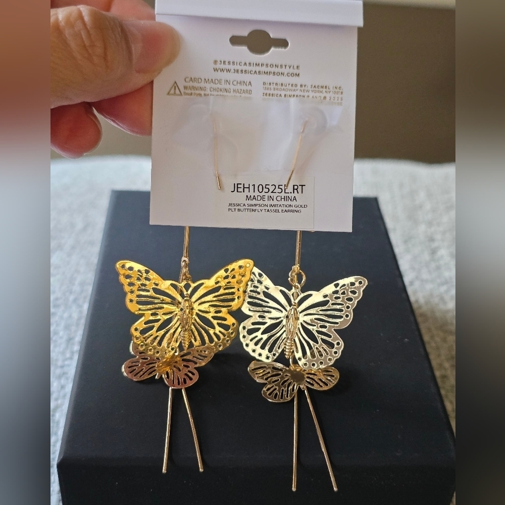 Jessica Simpson Elegant Gold Tone Butterfly Dangle Earrings - Picture 9 of 13